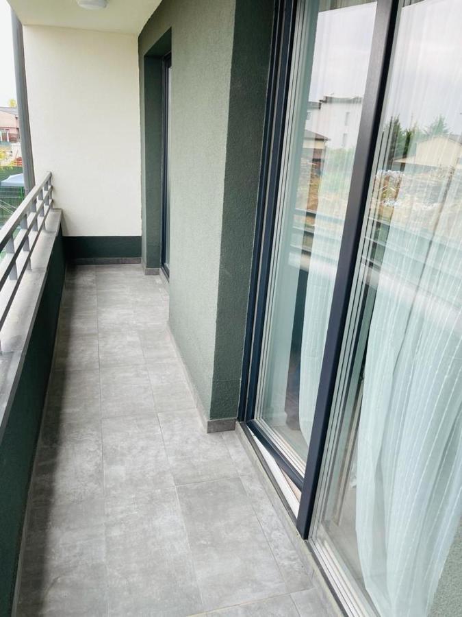 Galaxy Residence Villa โอโตเปนี ภายนอก รูปภาพ